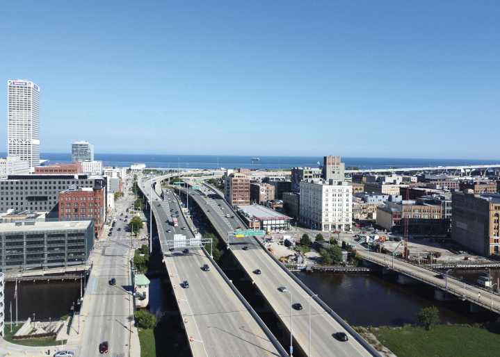 Raze or Renovate? What the I-794 Debate Means for Milwaukee