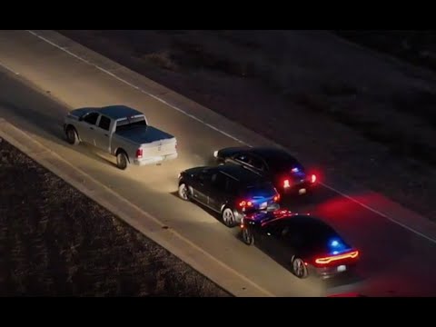 Sources: One dead after incident involving federal officials along I