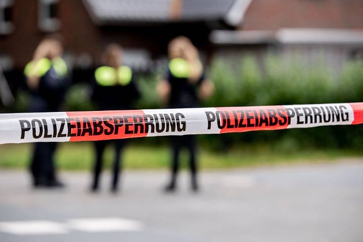 Germany arrests three suspected Hamas members planning attacks