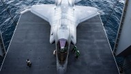 El avión F-35B desplegado por Estados Unidos cerca de Venezuela es el único caza de quinta generación con despegue corto y aterrizaje vertical