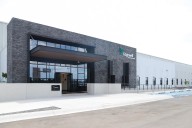 Tere Jiménez inaugura nueva planta de la empresa Edgewell