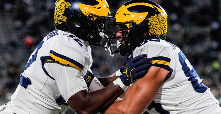 How Max Bredeson is helping develop Jalen Hoffman into Michigan’s next great FB