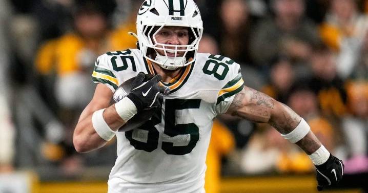 Aaron Rodgers and the Steelers fall short in QB's reunion with Packers as Love leads 35