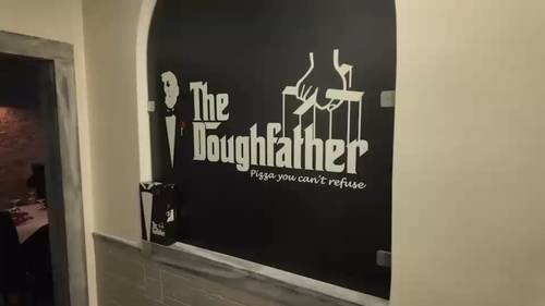 The Doughfather Pizzeria in Monroe Township, NJ told to change logo resembling that of 'The Godfather'