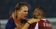 El tremendo BALONAZO que noqueo al técnico Julen Lopetegui en clasificación de Qatar (VIDEO)