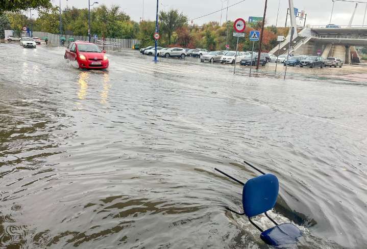 Alerta en Sevilla por las lluvias: las imágenes del temporal