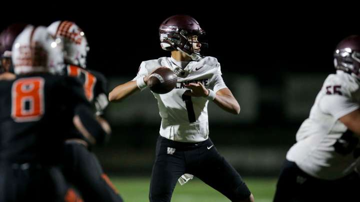Dallas football hosts Willamette in nonleague game