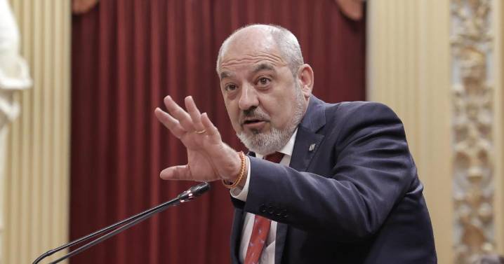 Rodríguez (Vox) afea al Govern su «tono» y «actitud»: «Mala manera de buscar socios y aliados»