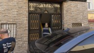 Detenidos los padres y un tío de un bebé hallado muerto en su casa