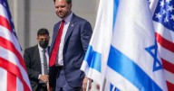 JD Vance llega a Israel para supervisar el frágil alto al fuego en Gaza