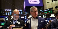 Jornada financiera: con menor tensión por el dólar se recuperaron las acciones y los bonos argentinos