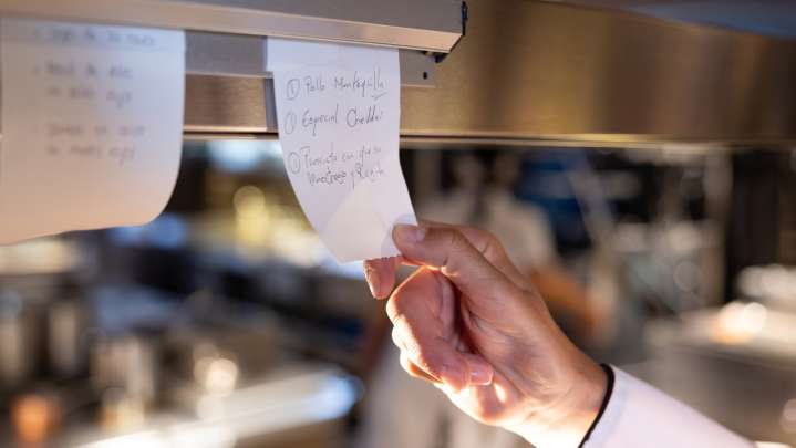 The Ordering Habit That Drives Restaurant Servers Crazy
