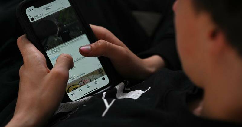 Parents armed with get-ready guides ahead of social ban