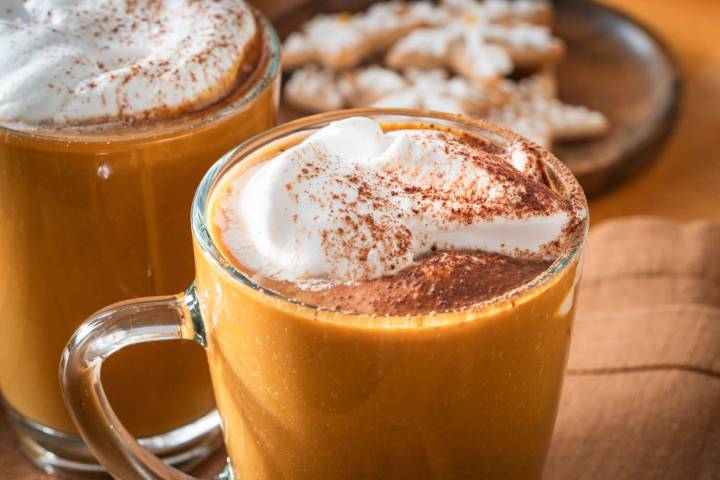 3 Ways to Make Your Starbucks Pumpkin Spice Latte Lower in Sugar