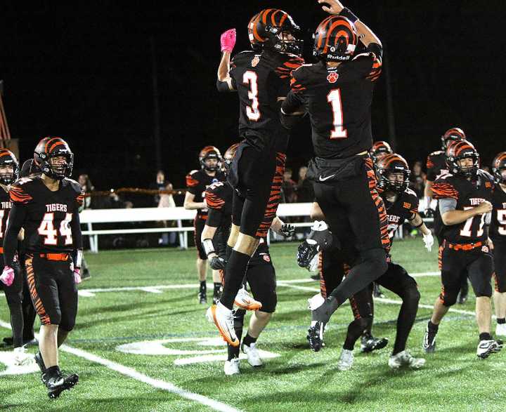 5 WMass high school football games you can’t miss in Week 9