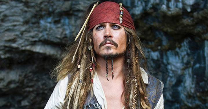 Tech savvy pirates are using state-of-the-art craft to plunder famous shipwrecks