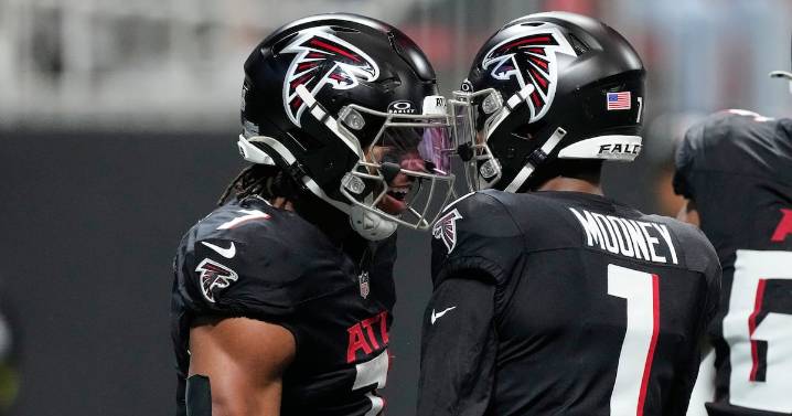 Falcons’ Darnell Mooney to miss practice; considered ‘day to day.’