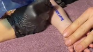 Pareja habría tatuado a su bebé para ganar un apartamento en concurso de TikTok