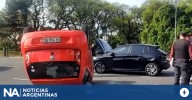 Una mujer resultó herida por el choque y vuelco de su auto frente al Jardín Japonés