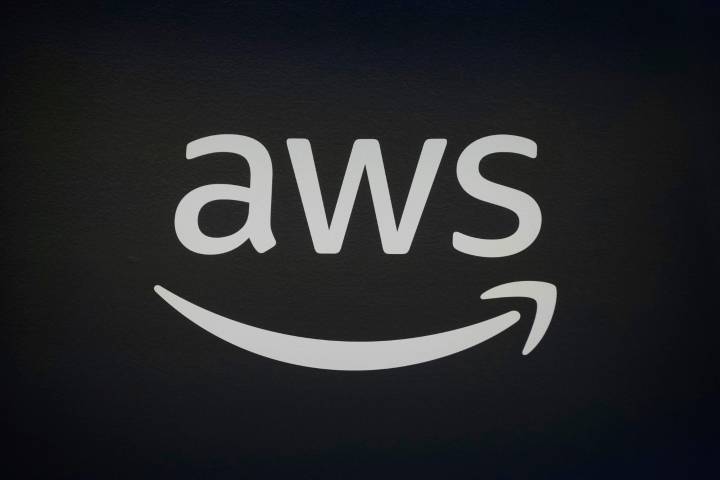 Amazon cloud computing outage disrupts Snapchat, Ring and many other online services