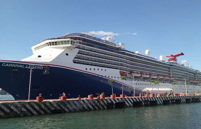 Arriba a Acapulco el primer crucero de la temporada de navíos turísticos