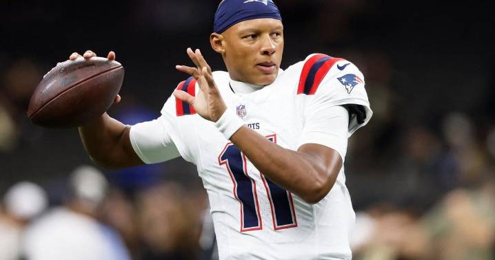 LISTEN: Patriots backup QB Joshua Dobbs praises Drake Maye’s development
