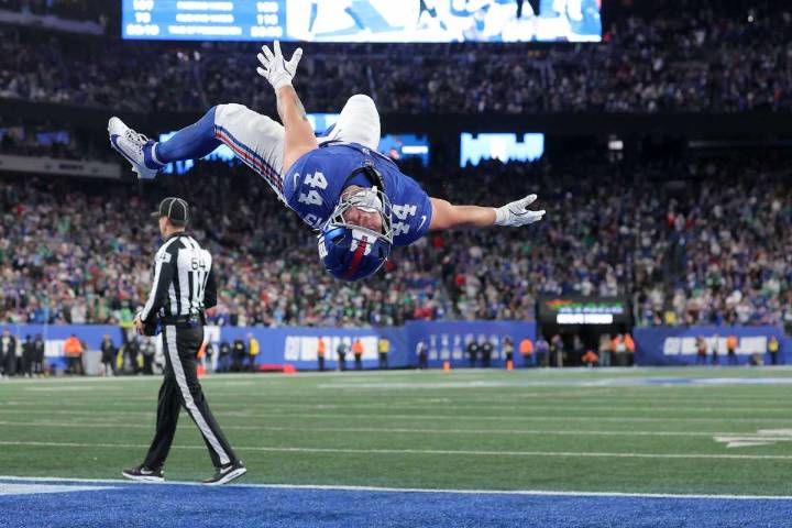 Giants blow out Eagles in upset win, Skattebo scores 3 TDs