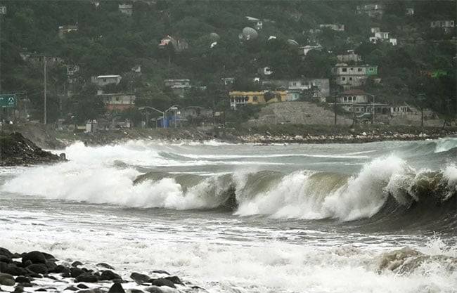 Melissa se transforma en huracán de categoría 5 y pone en alerta a Jamaica