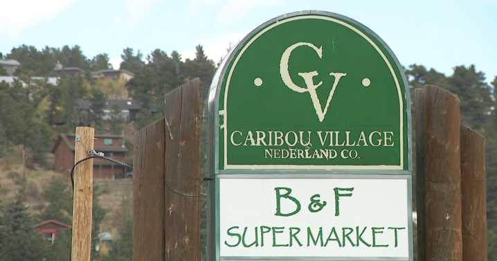 Nederland grocery store reopens just four days after fire tore through 18 businesses in mountain town