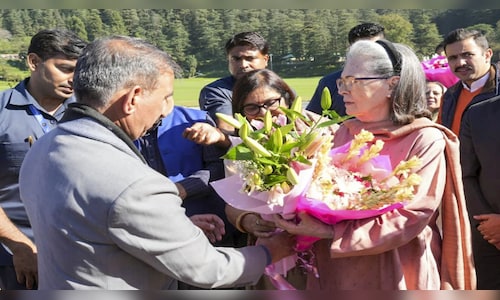 Sonia Gandhi arrives in Shimla, CM inspects preparations for unveiling of Virbhadra Singh's statue