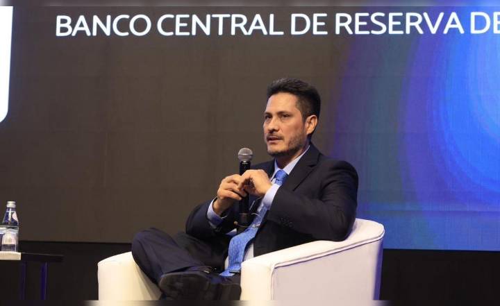 BCRP exhorta por disciplina fiscal y ajuste en el gasto: "Es necesario contener el déficit para evitar que la deuda siga aumentando"