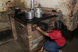 En Santander, MinEnergía impulsará el reemplazo de cocinas de leña por estufas solares e impulsadas por hidrógeno.