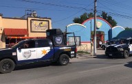 Desalojan escuela por riesgo ante incendio de restaurante en Piedras Negras