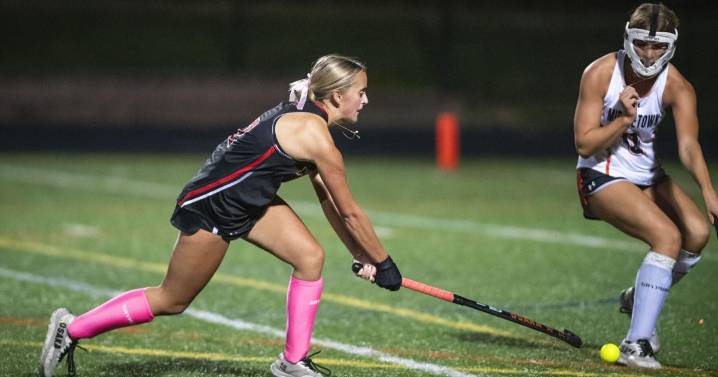 Passing game clicking as Linganore field hockey extends winning streak to 8