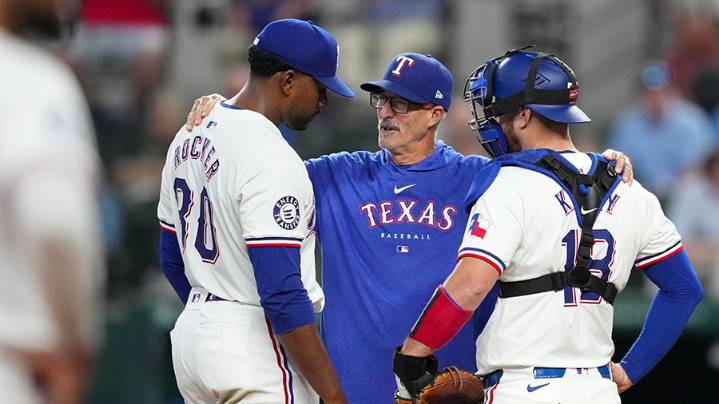 Pitching coach Mike Maddux leaves Rangers for AL West rival