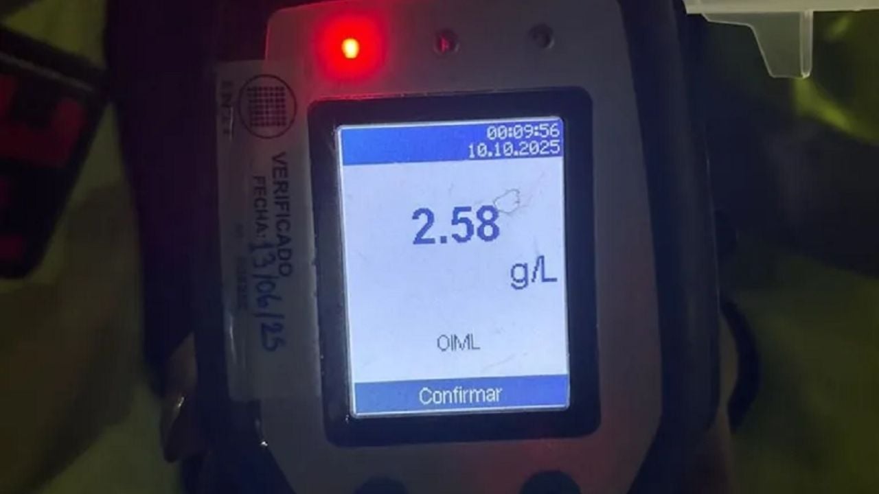 Motociclista circulaba en zigzag por la Mosconi con récord de alcohol en sangre