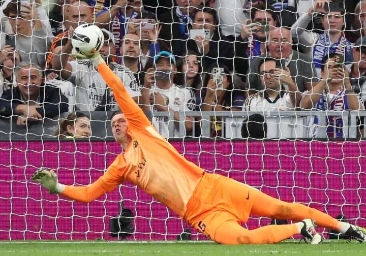 Szczesny da la razón a Flick