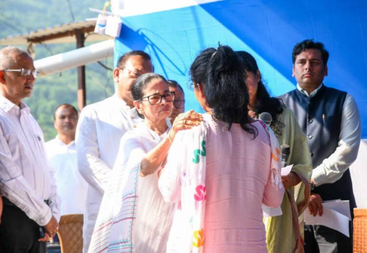 Couldn’t Cancel Durga Puja Carnival Due To Foreign Guests, Was Monitoring North Bengal: Mamata Banerjee