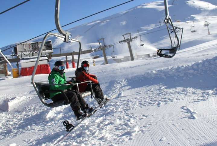 Sierra Nevada actualiza las tarifas máximas de uso de remontes mecánicos