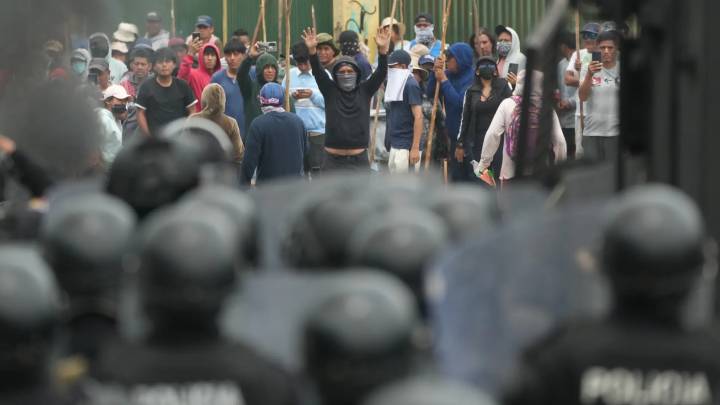 Veinticuatro días de furia y tres muertos después, Ecuador firma la tregua entre el gobierno y los indígenas