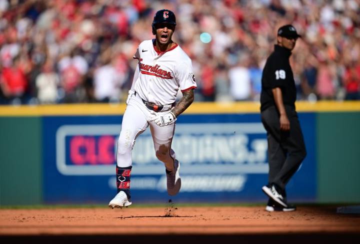 Rocchio, Naylor power 5-run eighth inning as Guardians beat Tigers 6