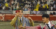 Manizales: El novillero sin caballos David Ossa brilla en su debut de luces en la Feria de Toros y Ciudad