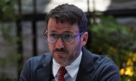 “Error de cálculo” en tarifas eléctricas  hace saltar del cargo a Diego Pardow