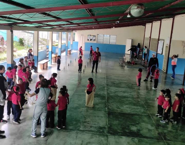 Boconó: Escuela Doctor Carlos Barazarte celebra el mes de la educación inicial