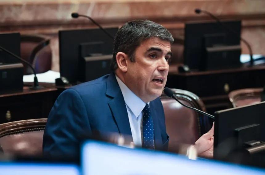 Bensusán pide una comisión investigadora por las "retenciones cero"