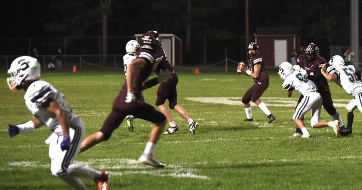Schalmont's running game too much for Gloversville