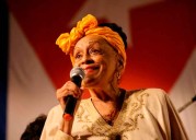 Felicita presidente de Cuba a cantante Omara Portuondo