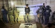 Detienen en Sinaloa a hombre con armas y explosivos vinculado a “Los Chapitos”