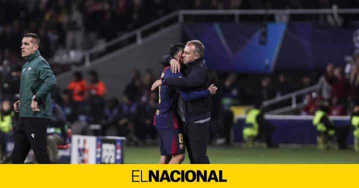 Pedri lo quiere a su lado, es la decisión más difícil que debe tomar Flick, nuevo once en el Barça
