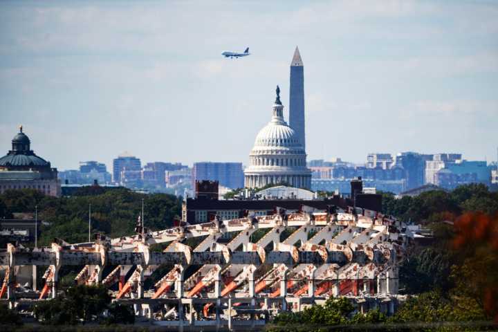 Capitol Lens | Bare bones - Roll Call